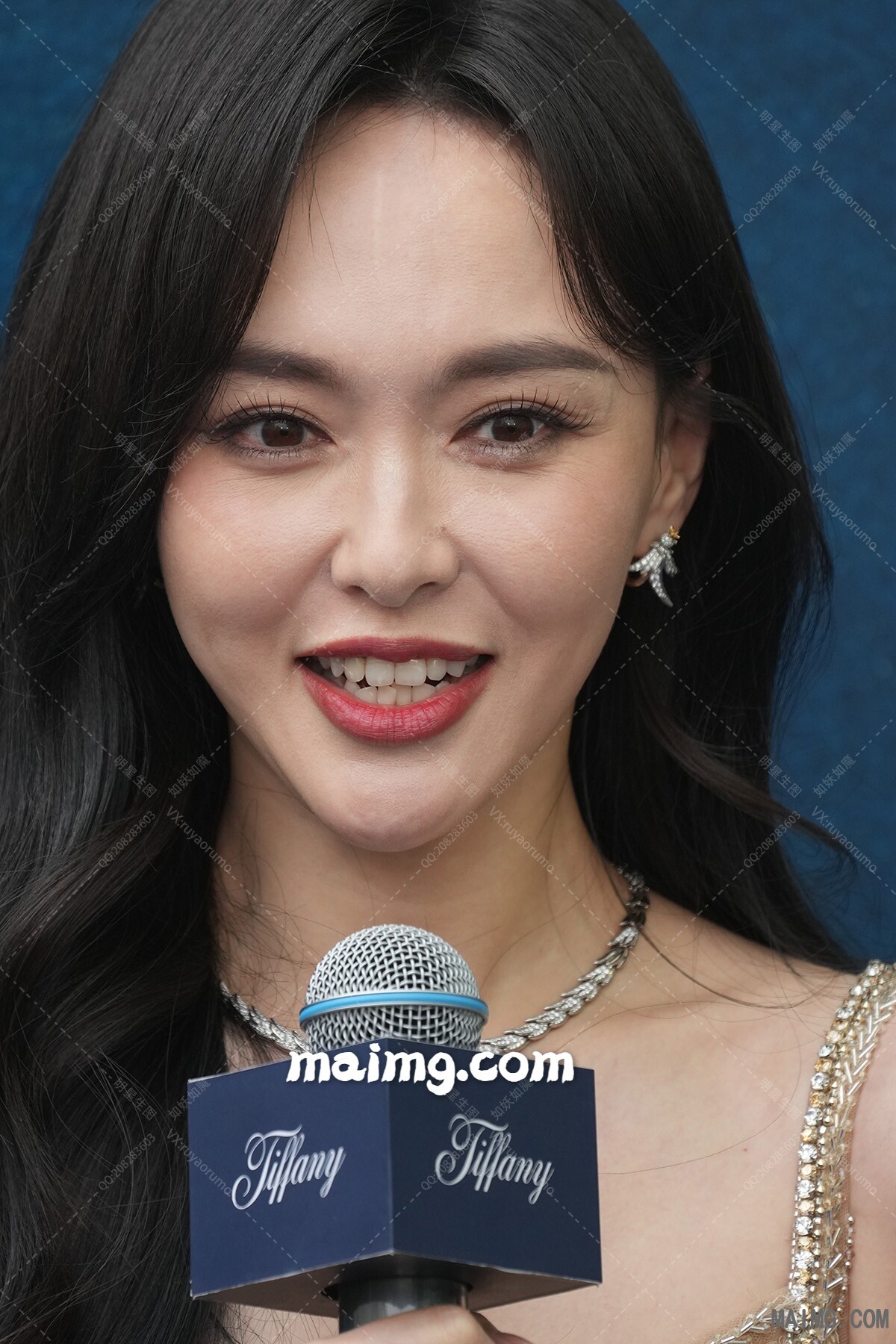 唐嫣 Tiffany北京三里屯旗舰店开幕活动 不多了