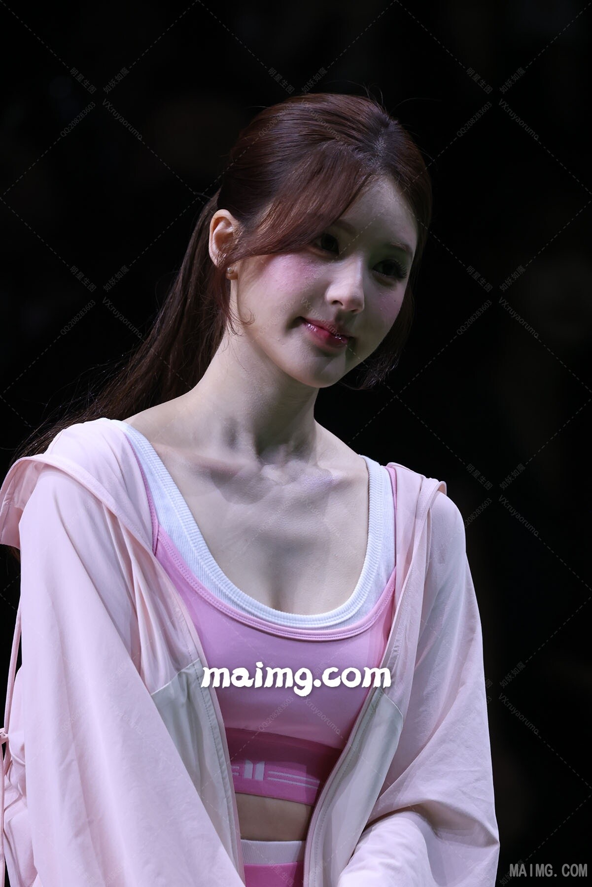 赵露思 上海时装周