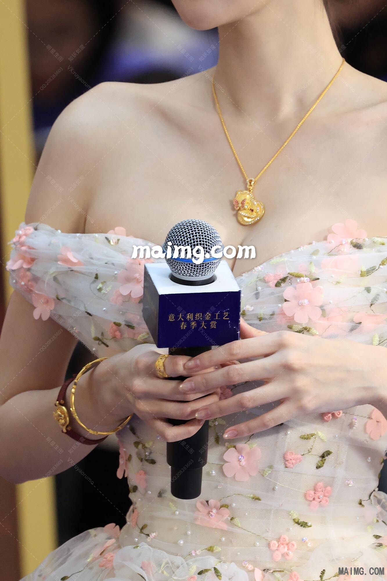 王玉雯 苏州莱绅通灵站台 角度巨多