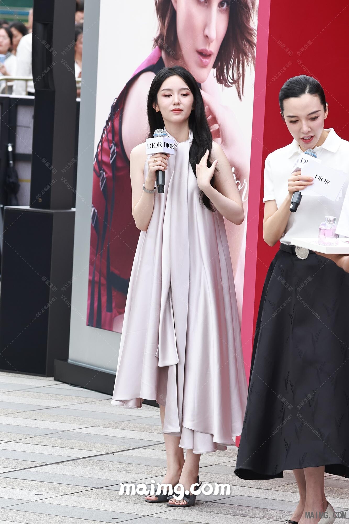 周也 DIOR 快闪活动