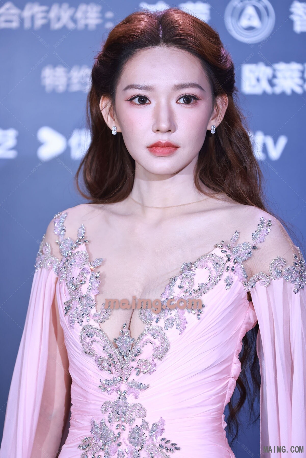【已出】程潇微博电影之夜红毯一