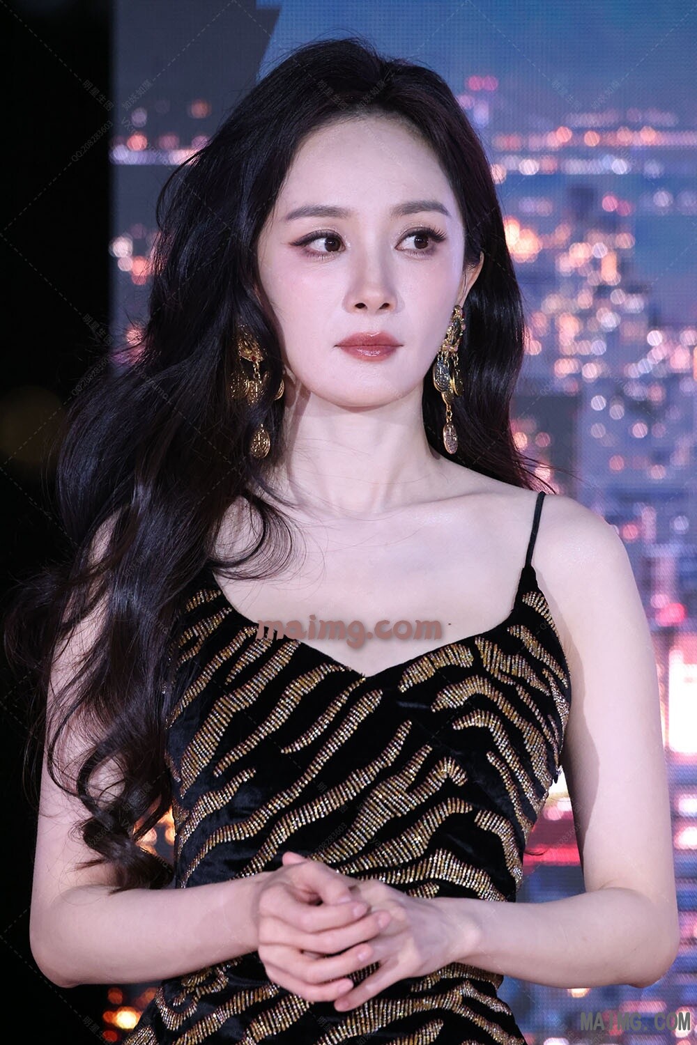 如妖如魔预览（maimg.com）_20260911T08325_3.jpeg