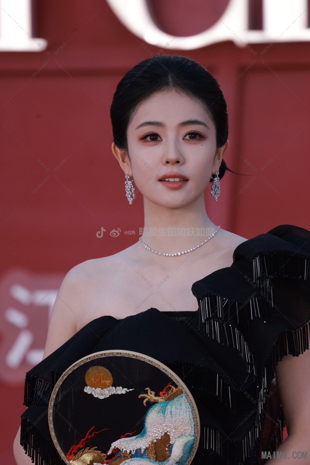 白鹿.jpg